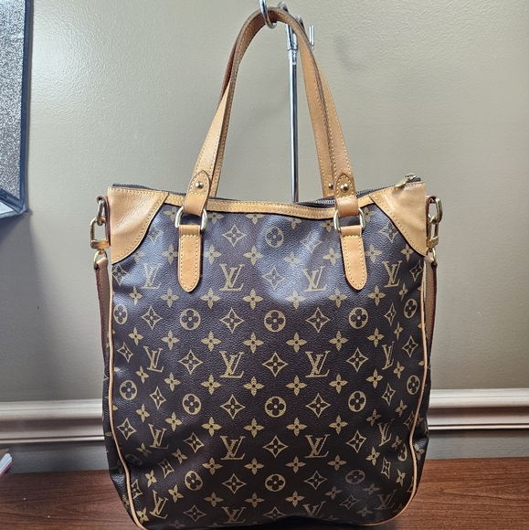 Authentic Louis Vuitton Monogram Odeon Gm Shoulder Cross body Bag - Picture 2 of 11